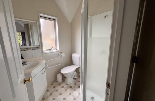 Burnside House | Waimairi Road - Quiet and relaxing near Canterbury University