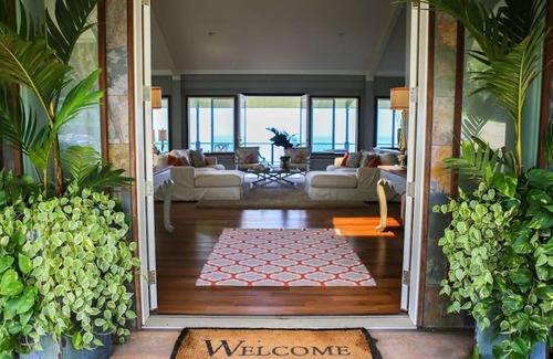 Pupukea House | Waimea Bay Luxury Estate Views & Hot Tub