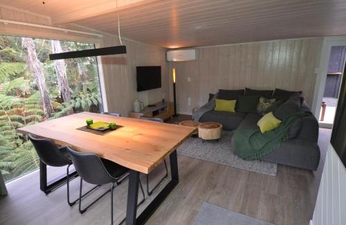 Kaimarama Cabin | Wairua Lodge - Rainforest River Retreat