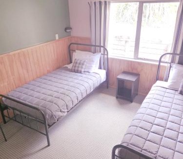 Waitomo Caves Hotel | Waitomo Village Chalets home of Kiwipaka