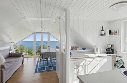 Gudhjem House | Wake up to the Baltic and Christiansø