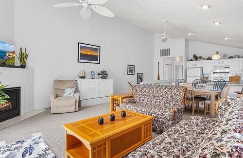 Sea Isle City House | Wake up to the sound of the ocean and fall asleep under glowing sunset skies