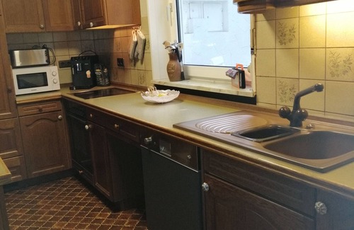 Schonbrunn House | "WALDESRUH "two apartments in one house For 9 people 30km to Heidelberg