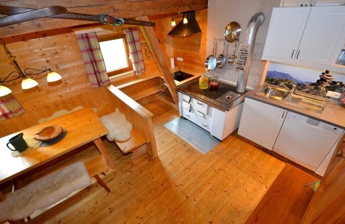 Emberg Cabin | Waldhütte - SKI in/SKI out - by "wachterhof"