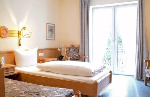 Karlshof/Israelsdorf/Gothmund House | Waldhotel Twiehaus