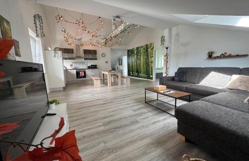 Gemunden Apartment | Waldzauber - Moderne Ferienwohnung im Grünen
