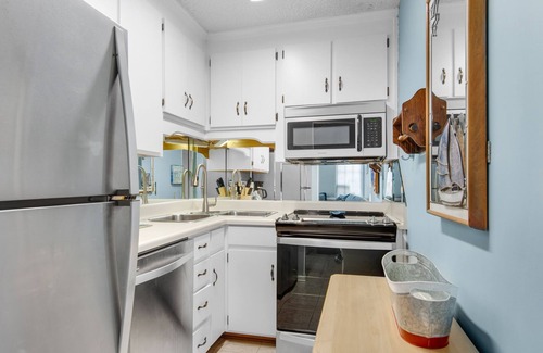 Miramar Beach House | Walk 2 Beach~4 Pools~Hot Tub~Tennis + Shuffle Board~Horizon South 51B