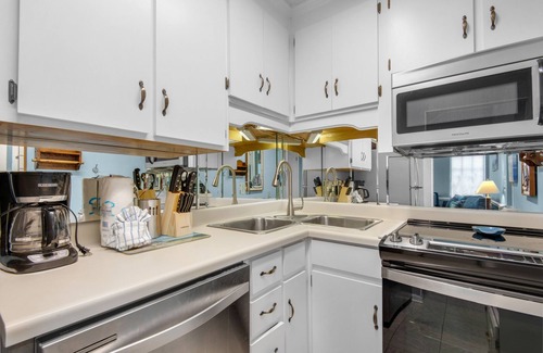 Miramar Beach House | Walk 2 Beach~4 Pools~Hot Tub~Tennis + Shuffle Board~Horizon South 51B
