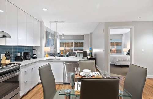 Center City West Apartment | Walk 6 mins to The Shops | Grill, Fireplace & Heating