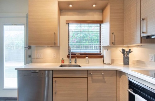 Winter Park Apartment | Walk The Downtown Village of Winter Park!