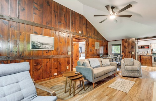 Boothbay Harbor Cabin | Walk to Barrett's Park: Wooded Cabin w/Grill!