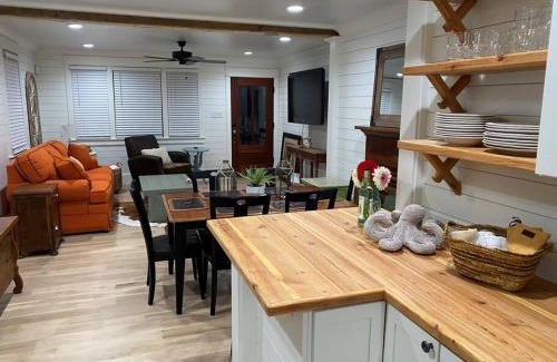 Pigeon Point House | Walk to Bay Street and Historic Downtown Beaufort! Close to Parris Island MCRD!