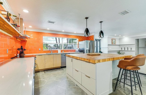 Yacht Club House | Walk to Beach: Cape Coral Home w/Grill & Patio