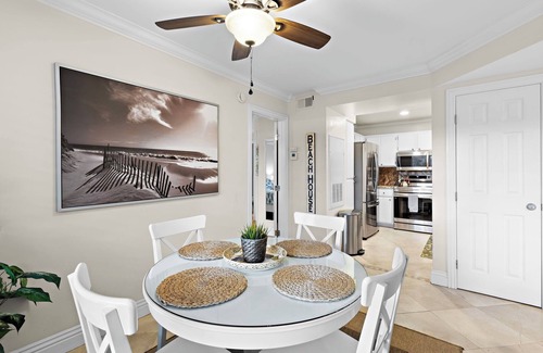 Monarch Beach Condo | Walk to Beach! Fireplace! - Beach Trail Bungalow! STR20-1201