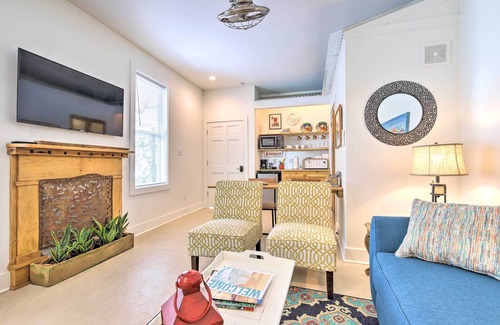 Old Town Apartment | Walk to Beach from Chic Old Town Apartment w/Yard