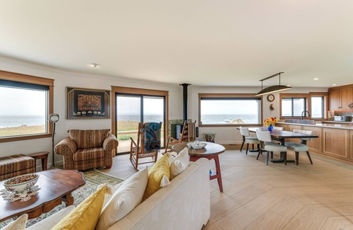 Caspar House | Walk to Beach: Luxury Oceanfront Escape in Caspar