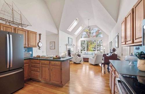 Brewster House | Walk to beach, Secluded and private home and backyard!