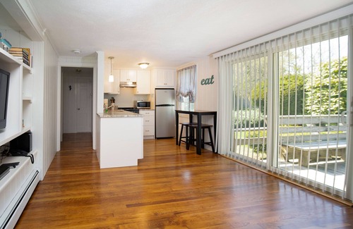 Hyannis Apartment | Walk To Beaches, Main Street, and Harbor. 1BR Cottage. Quiet Area. Captain Gosnold Village 5B