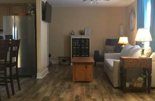 Panama City House | Walk to Dinner, Sunsets & the Bay! Pets OK! 15 min to Beach from St. Andrews