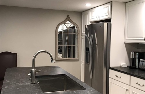 Historic Montford Apartment | Walk to downtown Asheville from this newly renovated 1902 studio!
