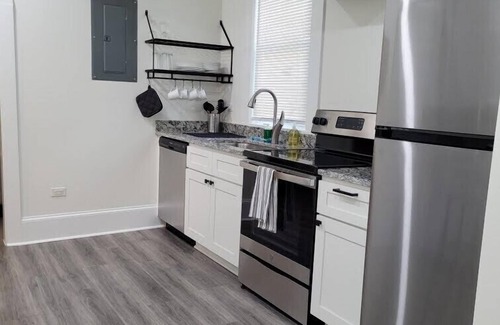 Downtown Apartment | Walk to Duke Campus! 1 Bedroom in Trinity Park!