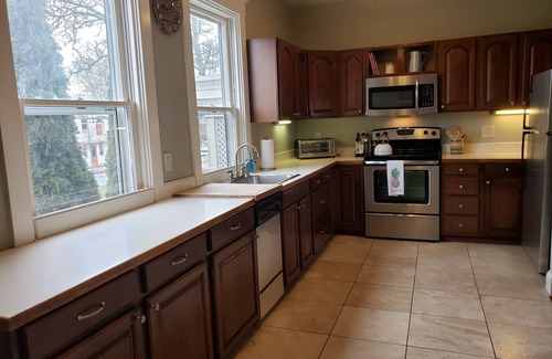 Historic Hill House | Walk to everything! Available July or Aug 2025