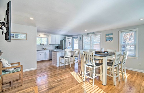 Teaticket House | Walk to Great Pond: Spacious East Falmouth Home