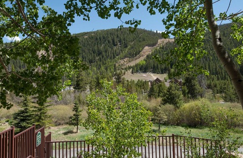 Mountain House Condo | Walk to lift. Close to Lake. Hot Tub. Pool table