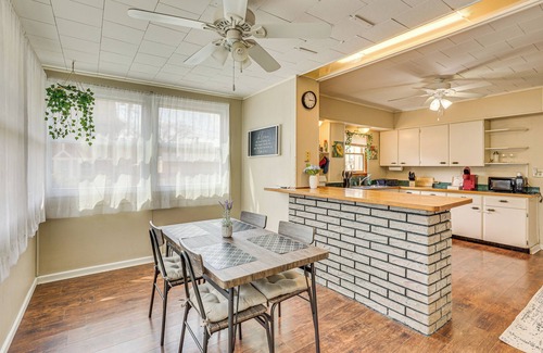 Medina Apartment | Walk to Medina Public Square: 1880 Historic Home
