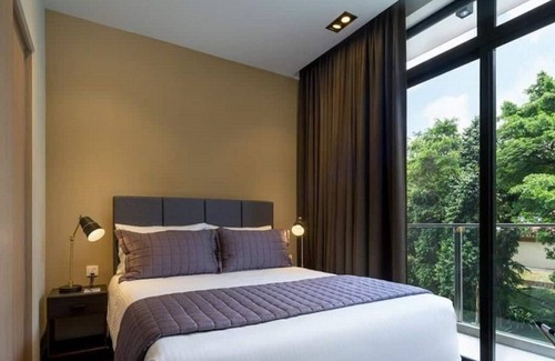 Balestier Apartment | Walk to Mt.Elizabeth, Splendid 2BR-1Bath (55sqm)