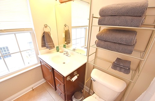 Roseland House | Walk to ND! 3 bedroom 3.5 bath townhome(123P)