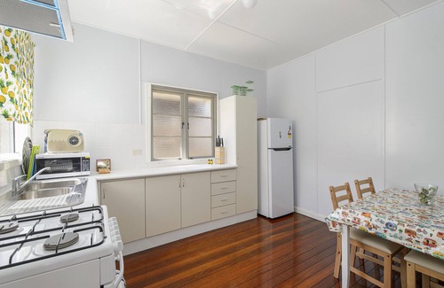 Crescent Head House | WALK TO THE BEACH FROM THIS KILLICK CREEK HIDEAWAY