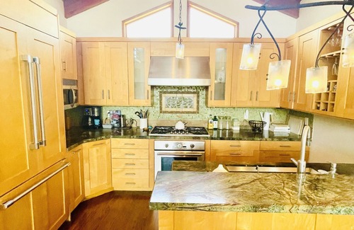 Hermosa Beach House | Walk to the beach, park and piers!