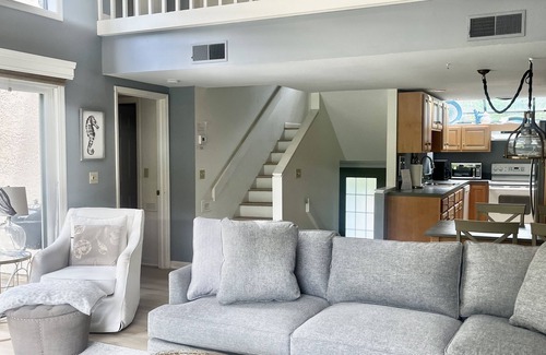 Sea Pines Condo | Walk to the Beach 2BR/2BA Golf Views/Walk-In Shower/Smart TV/WIFI/Grill/New Sofa