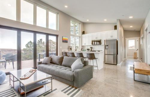 Golden House | Walk to Trail Lookout Landing Newly Built Home!