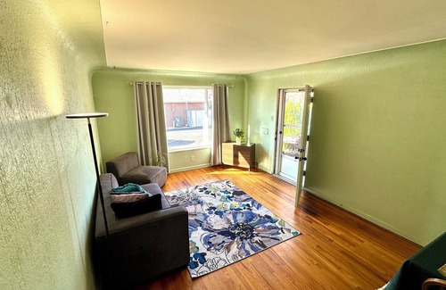 Barths Apartment | Walkable, bright 2BR charmer in the heart of Wheat Ridge near Lo-Hi