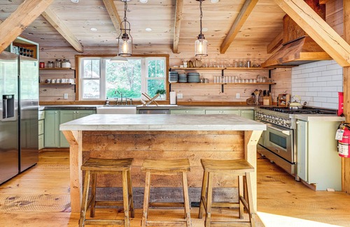 North Woodstock House | Walkable North Woodstock Home on Main Street!