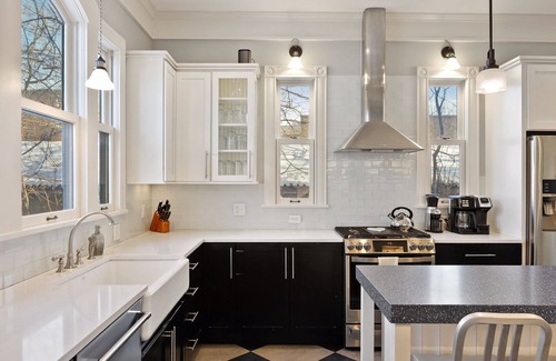 Summit - University House | Walkable to Grand/Summit/Selby Ave & 1.5 mi to Downtown