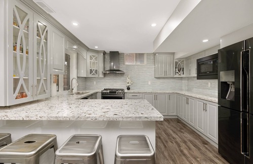 Brampton Apartment | Walkout Basement with Private Entrance