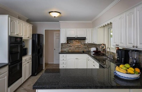 Paradise Valley House | Wall Street Journal Featured 6 Bed - 5 Bath Lux Villa