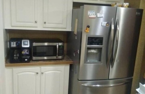 Dover House | WanderLost Ozarks - Dog friendly, 4 acres