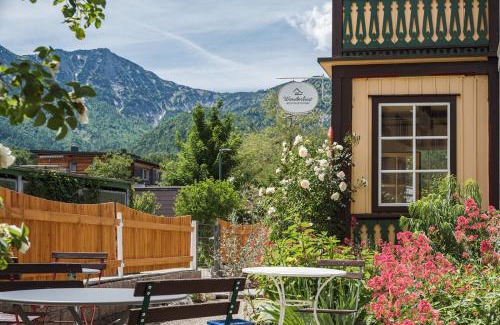 Bad Goisern Bed & Breakfast | Wanderlust Boutique Rooms