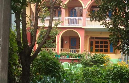 Srinagar House | Wani Guest House