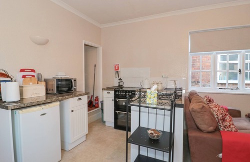 Dursley Cottage | Wards Court 1