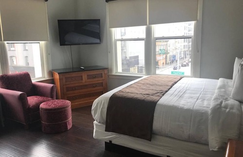 Tenderloin Hotel | Warfield Hotel