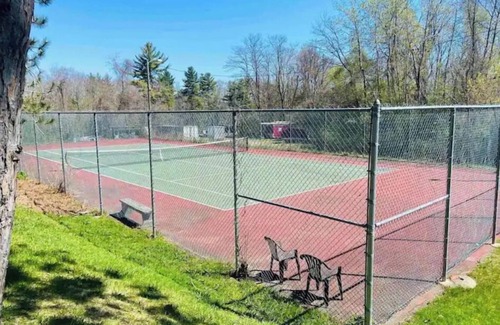 Weirs Beach Condo | Warm and Cozy Condo: Perfect for Fall Foliage Getaways!
