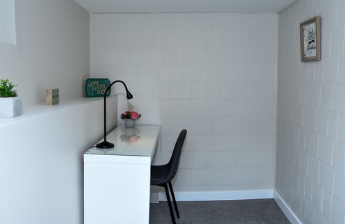 Winnipeg House | Warm and Cozy Home in Winnipeg