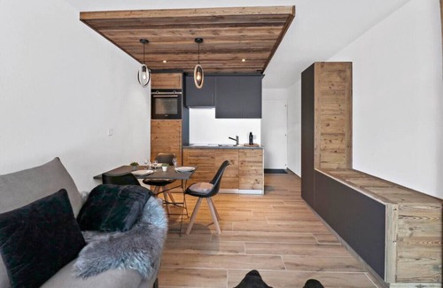 Noes Apartment | Warm, renovated studio in the center of town