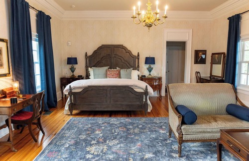 Severn Hotel | Warner Hall
