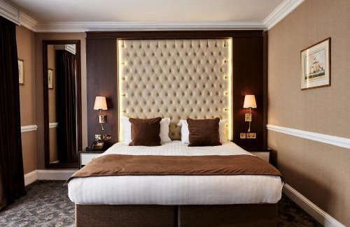 Coombe Hill Hotel | Warren House Hotel